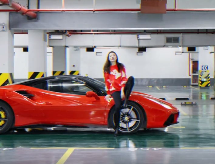 葛荟婕|汪峰前妻葛荟婕创业成功!直播带货饱受好评,开400万豪车太酷炫