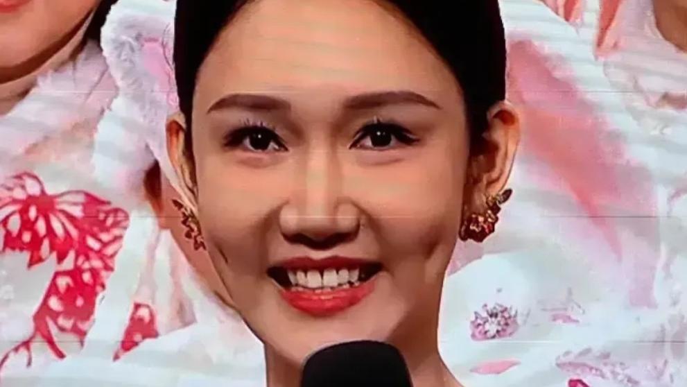 主持人|春晚女主持人，科技含量非常高，还我国泰民安