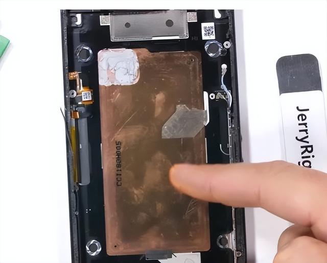 Java|那些曾经卖1万元的高端手机，现在只要500元