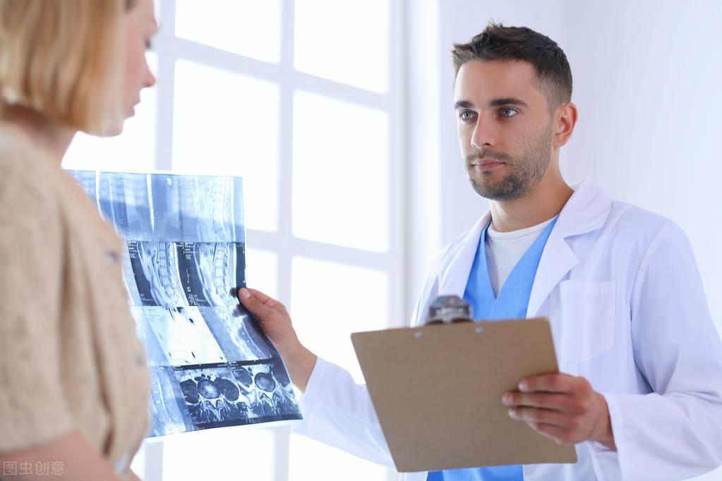 万柏林|《工作中的沟通艺术》:掌握职场沟通的秘诀