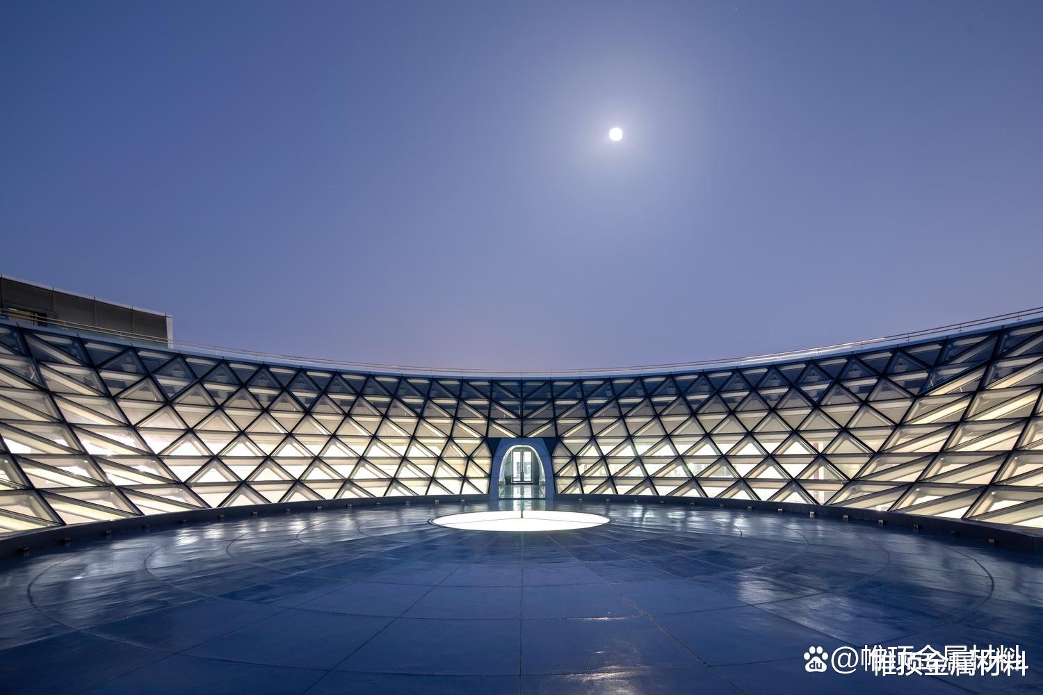 屋面风格太单调?试试铝镁锰金属板瓦,让你的屋面精致漂亮