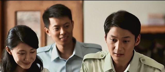 父母爱情|《父母爱情》细节显示，江卫国和白红梅分手十多年后才结婚