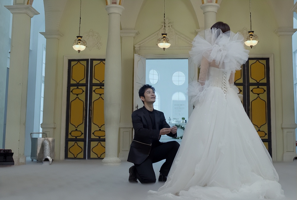 玫瑰之战|《玫瑰之战》大结局，好家伙，这是我今年所看，最离谱的大结局