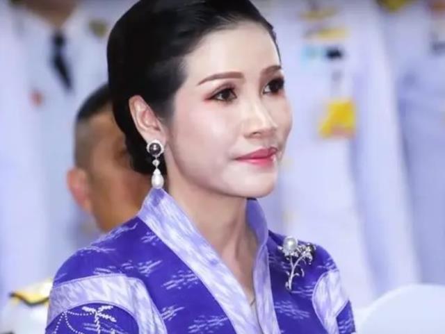 电影霸主|诗妮娜主动示弱苏提达，晒照庆贺后宫霸主，或将得到原谅重回后宫