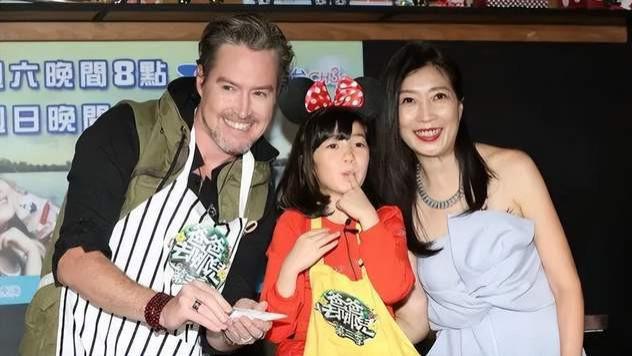 黄嘉千|《爸爸去哪儿》有毒？开播9年，已有3个家庭破碎，现夏克立黄嘉千也在办离婚