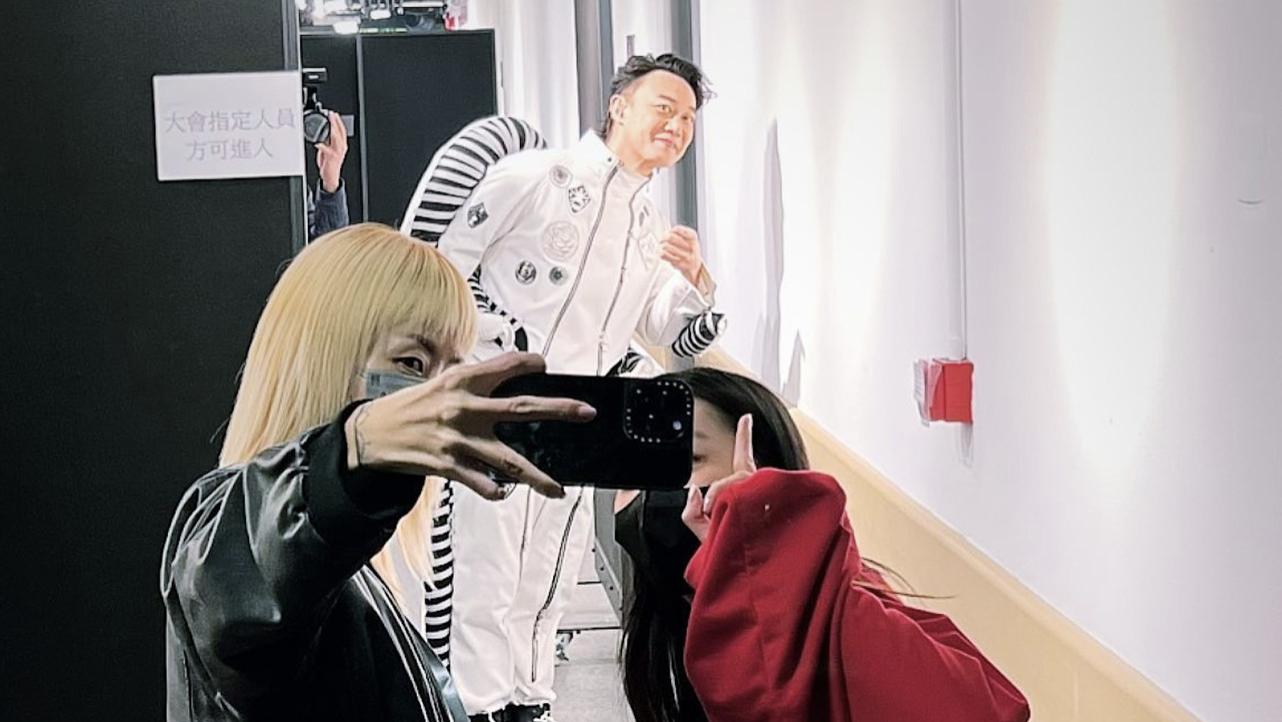 徐濠萦|陈奕迅27场演唱会落幕，最终场为女儿献歌，康堤当场落泪场面感人