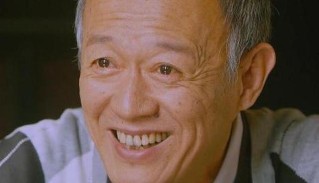 金士杰|他57岁娶22岁学生，60岁喜得龙凤胎，年近70仍努力拍戏