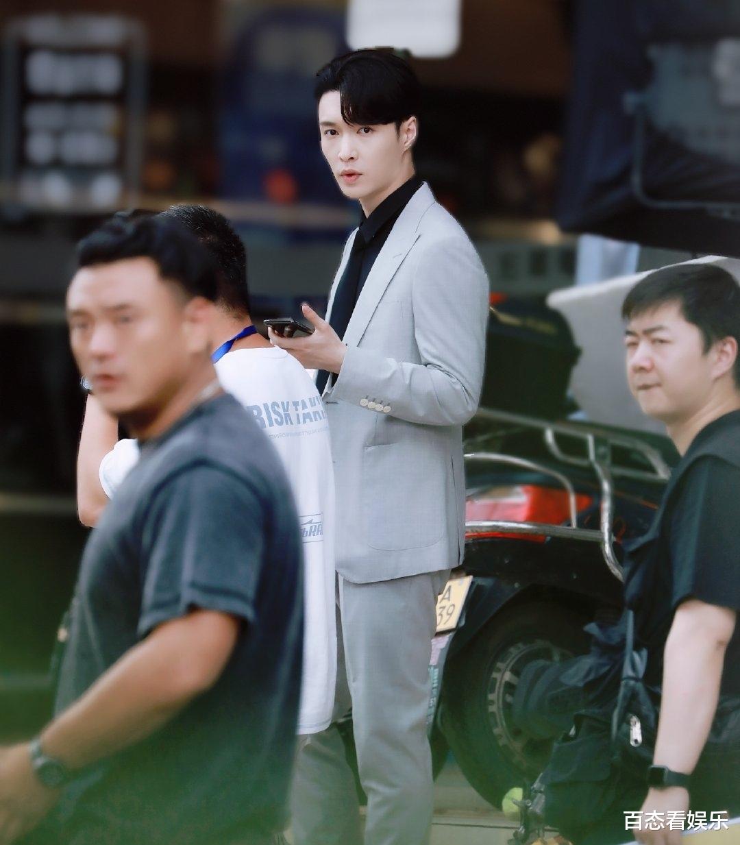 张艺兴|张艺兴收获一万差评,正午喜提“厌女”标签!4.7分的《相逢时节》烂在哪?