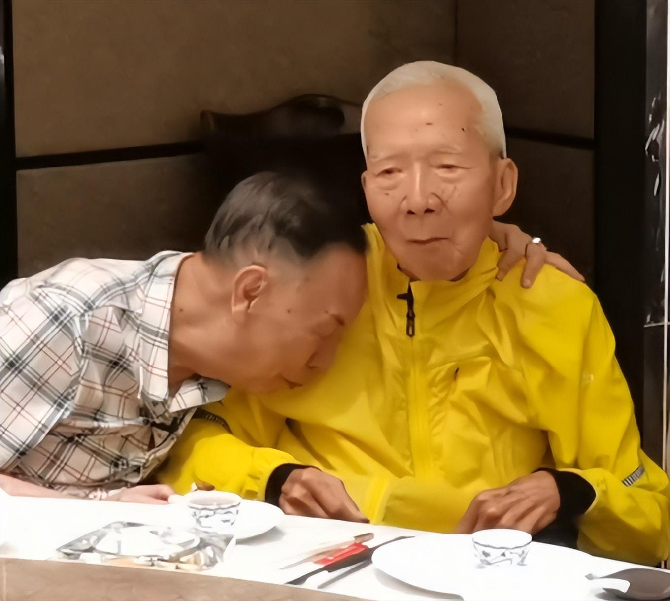 虎艳芬|《外来媳妇本地郎》导演病逝!终年76岁,虎艳芬悲痛发文证实死讯