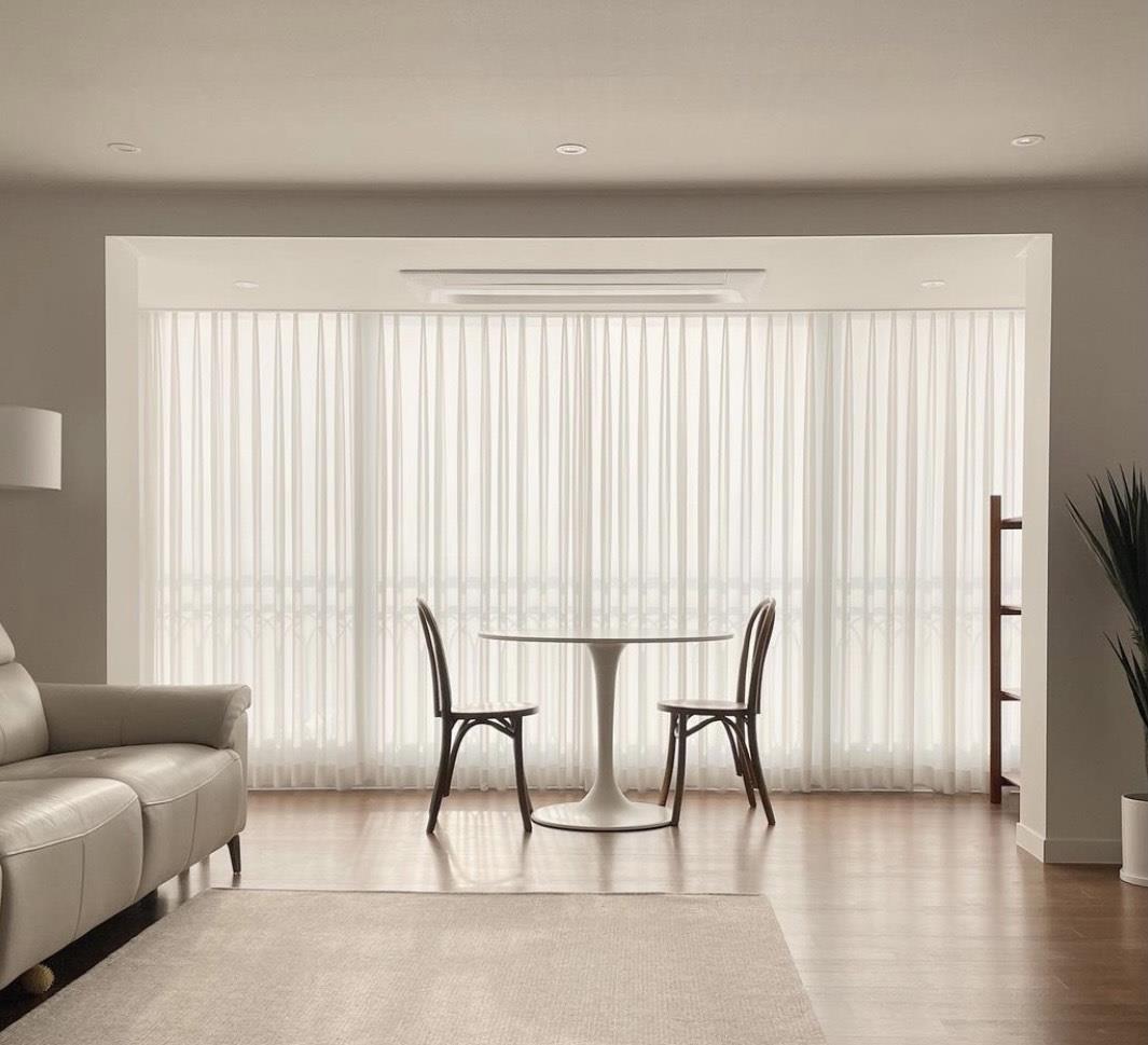 韩国25岁女主坚持“低欲生活”,全屋极简风十足,家居氛围美极了