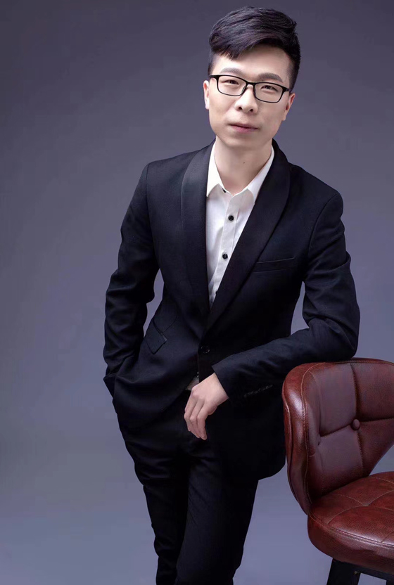 “跟客户做朋友”专访蓝迪设计师——曾高齐