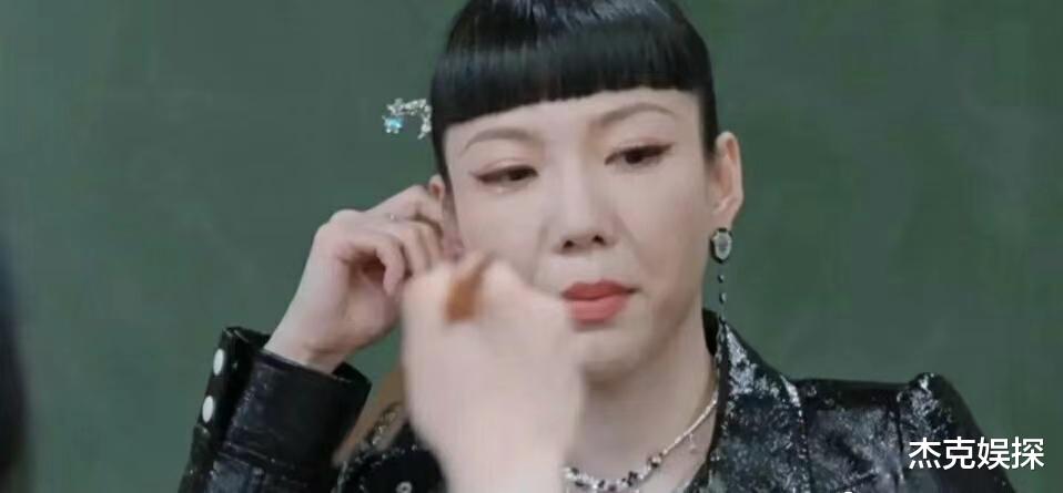 乘风破浪的姐姐|《浪姐3》最惨的一位姐姐,节目组最后才把她叫来,又第一个淘汰