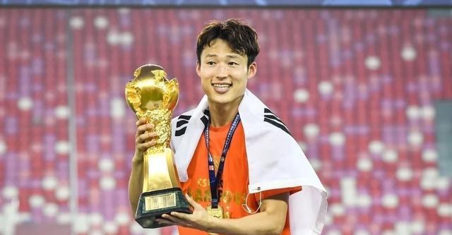 中超|中超联赛迟迟不开，山东泰山核心受影响，本人或想离开！