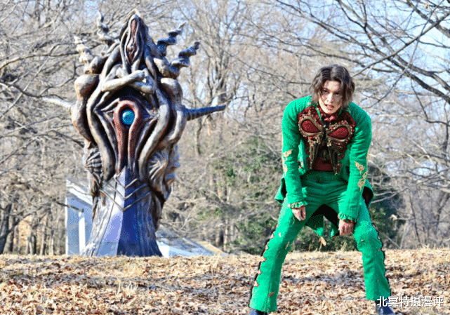 乌贼|假面骑士利维斯：屑乌贼和基夫合体觉醒，雷霆风暴超越亚光速！