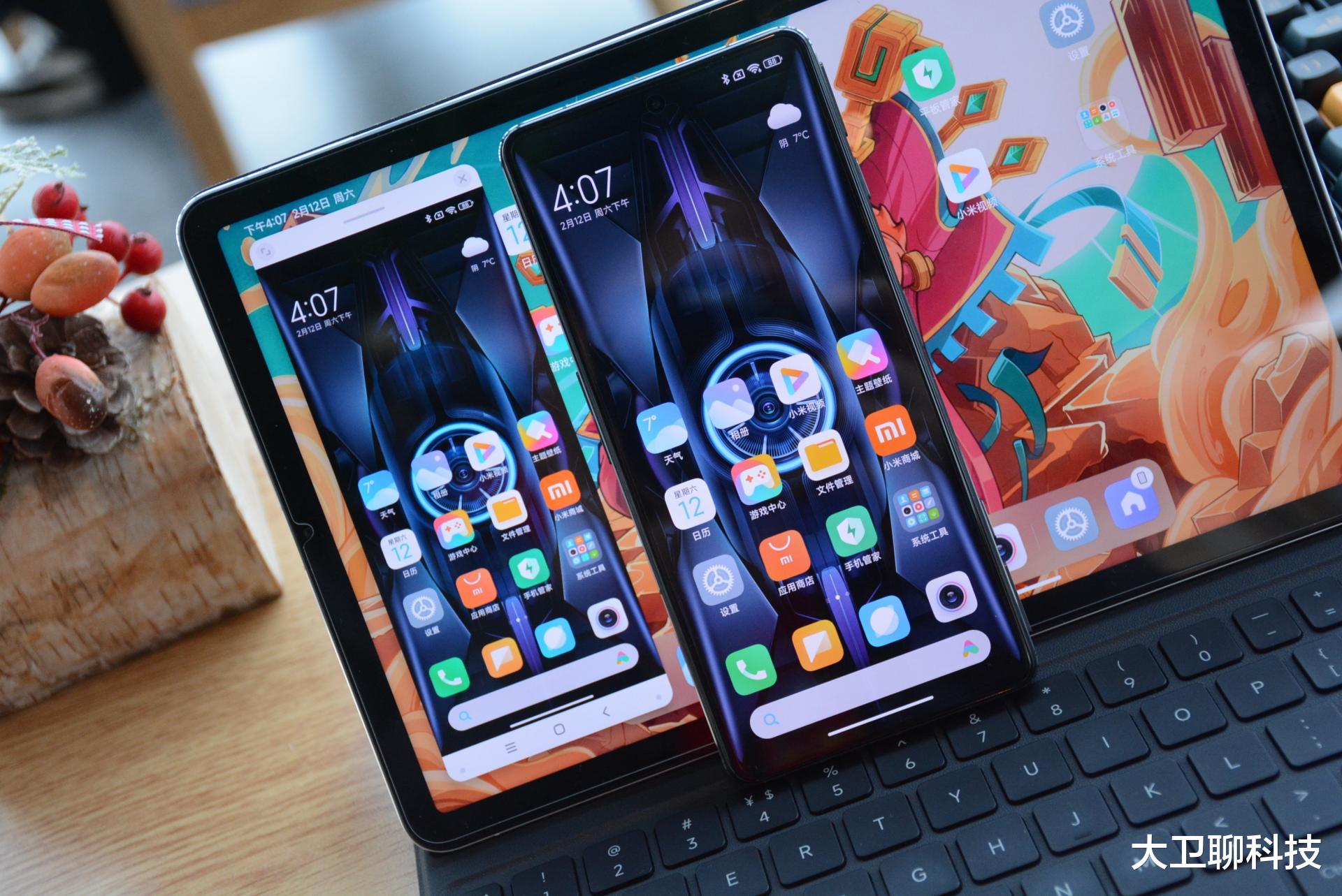 显示器|2022年换机指南,这3款手机性能强悍且价格降到位了,三年不过时