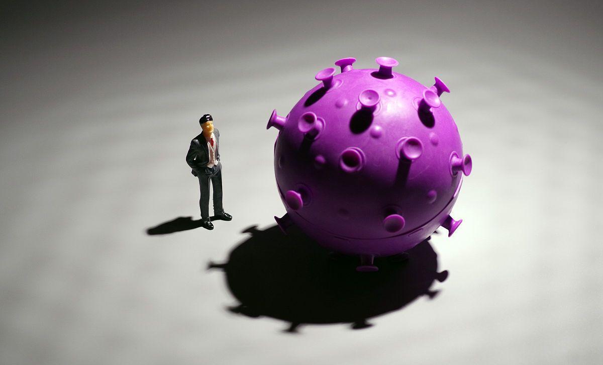 新冠病毒一直在变异,未来有没有可能变成毒性更强的毒株?
