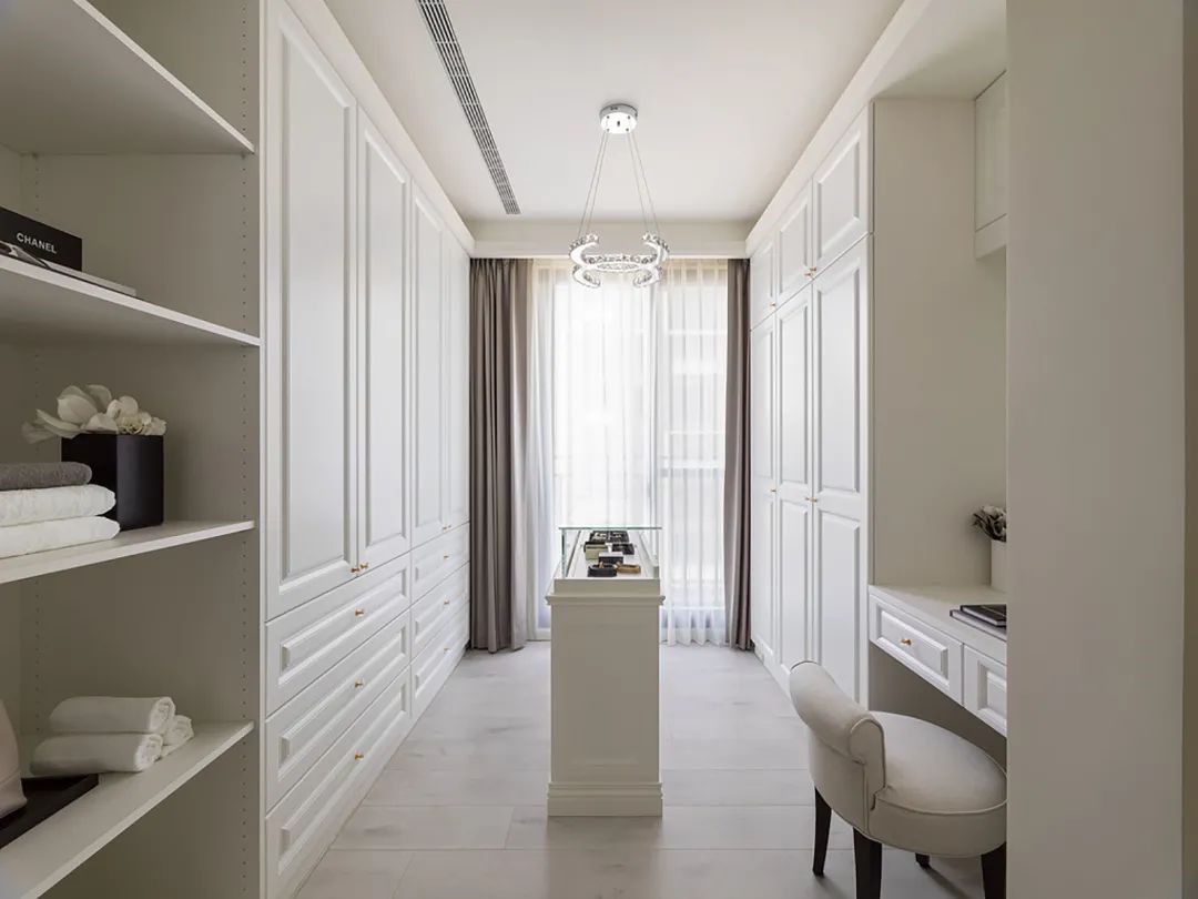 140平米的精致场面，全屋色调高度统一，耐看极了