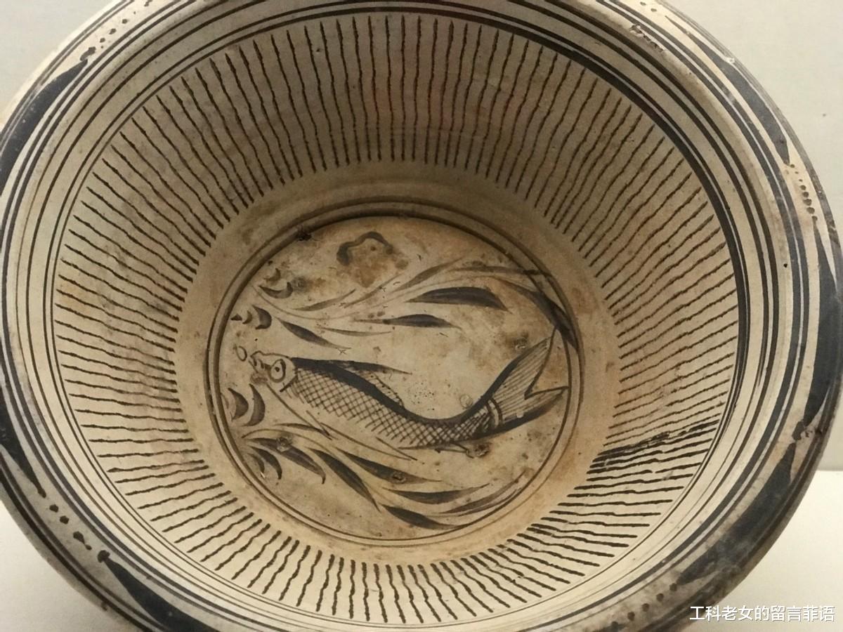 元代|国博元代陶瓷展:不只元青花,瓷器品种多着呢