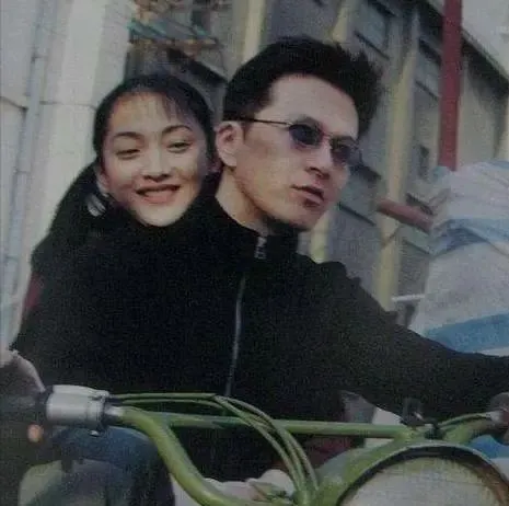 周迅|周迅又被爆出新男友,接受采访毫不避讳!