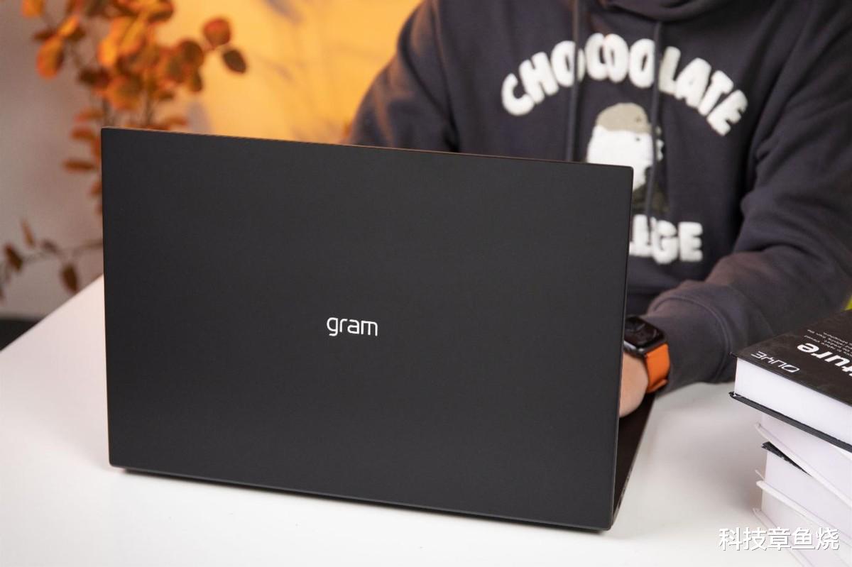 jvm|居家办公观赛，我有LG gram 17一样尽兴