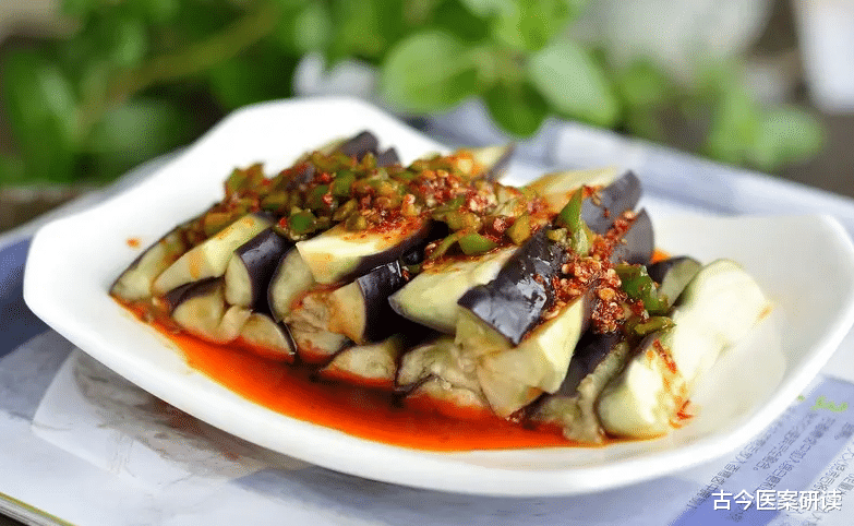 茄子|秋茄子是“毒茄子”?多家医院再三呼吁:不想甲状腺被“掏空”,1物请少碰