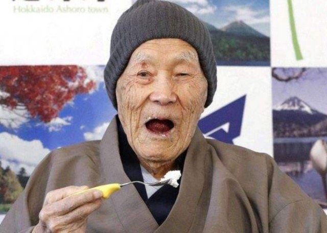 胆结石|同是吸烟，日本人却高寿，他们的吸烟“方法”，或许我们可以借鉴