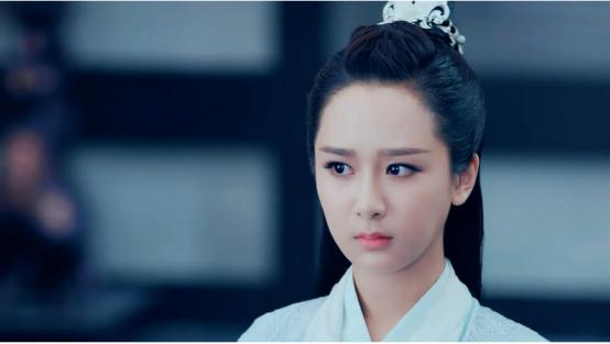 杨紫|“坎坷童星”杨紫:作品接连出事,曾被网友骂出圈,依然向阳而生