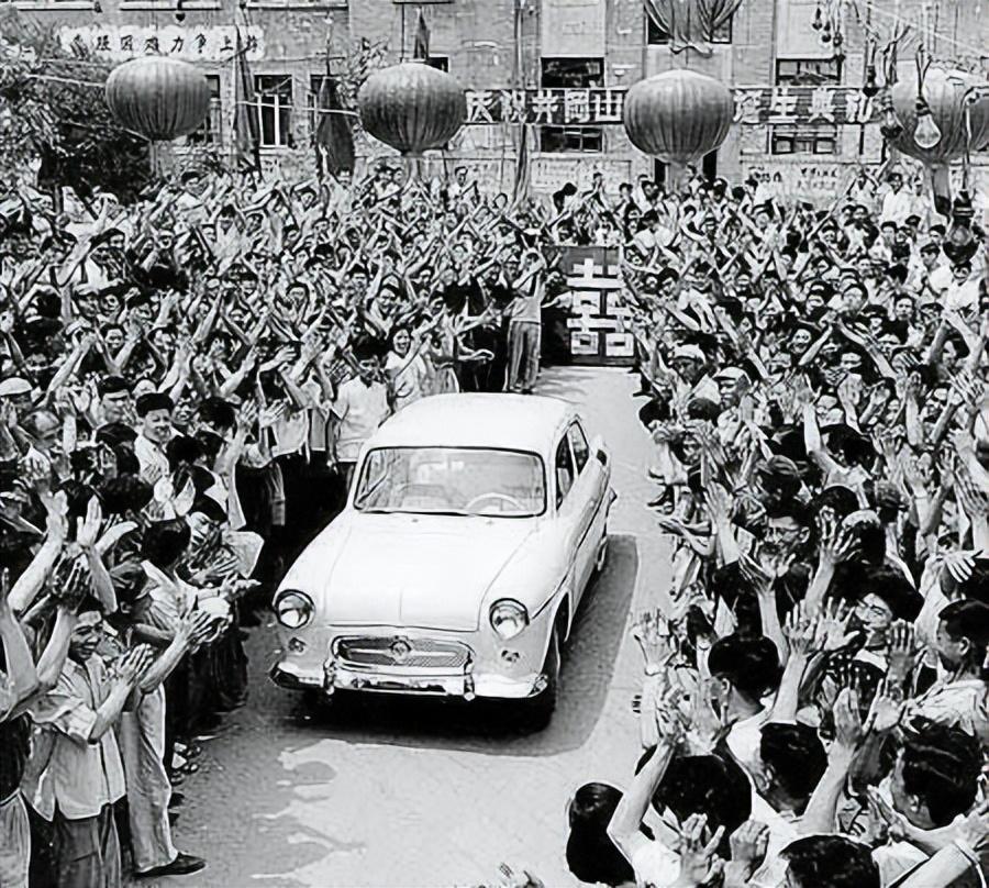 颜宁|颜宁和李一诺：清华史上最牛闺蜜，一个40岁不婚，一个4年生三娃