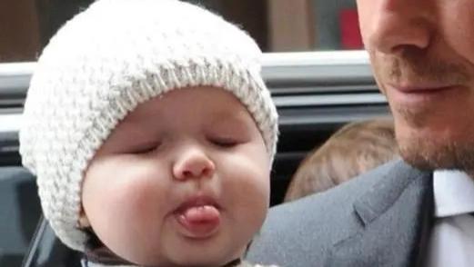 哈珀·贝克汉姆|贝小七：是贝克汉姆的掌上明珠，9岁时还和爸爸妈妈挤在一张床上