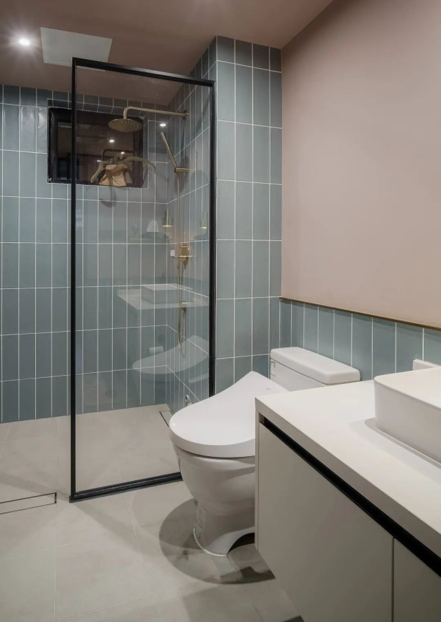 119㎡大胆拼色跳跃的家,比原始户型敞亮一倍不止!