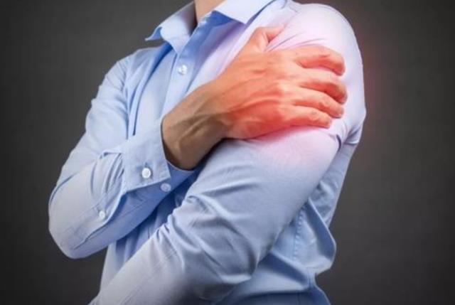 胆固醇|吃他汀类药物的朋友,若身体出现这3种情况,建议及时停药