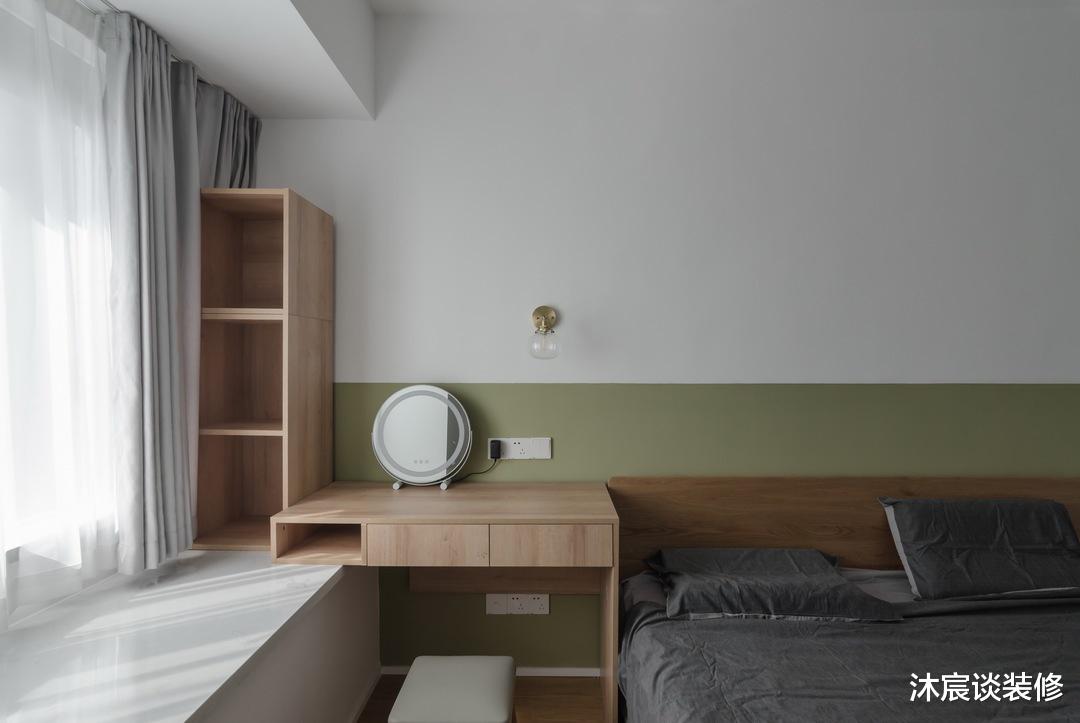 通长型卡座真是小户型的制胜“法宝”,家显得开阔又敞亮,很实用