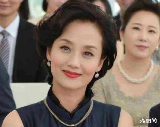 明星|女儿是国家奥运冠军,儿子是当红大明星,51岁的她真是人生赢家