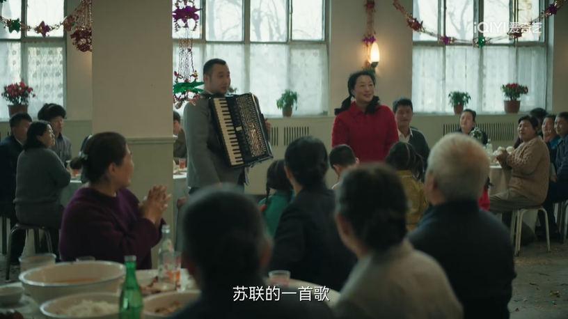 平原上的摩西|无宣发的空降剧,竟成“深海鱼雷”好评不断,我连夜猛追三集