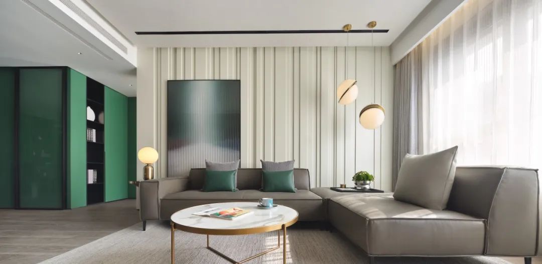 你这背景墙太假了吧!假吗?