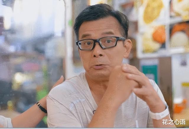 黄日华|香港老戏骨为出轨妻子倾尽家产？现身商场表演被群嘲