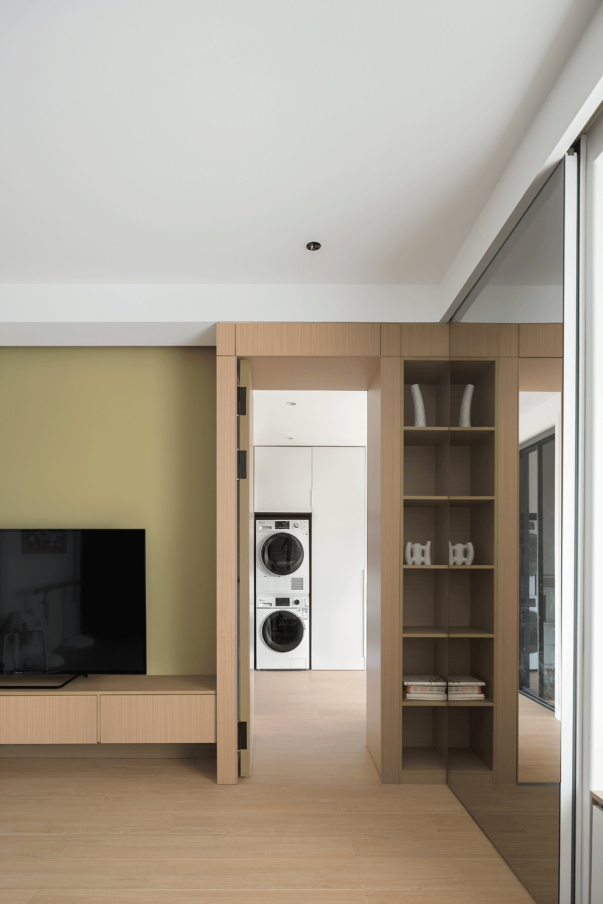 难怪现在都不要客厅了!看了她160㎡的家后,才知道有多清爽