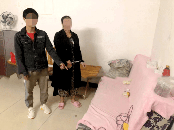 宁夏中卫,男子李某与陈少妇相识多年,一直保持着不正当男女关系