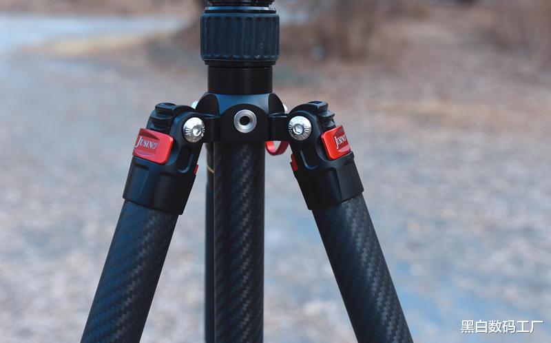 碳纤维|便携出行,出图效率重量极轻-佳鑫悦碳纤维反折三脚架