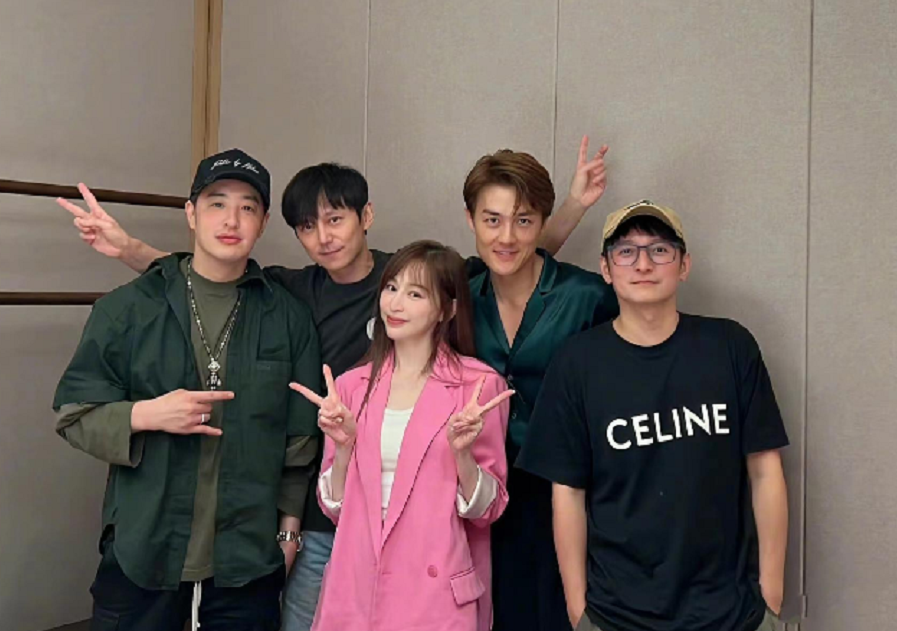 李维嘉|知名主持人李维嘉疑被封杀！官网除名镜头打码，事业前景无望