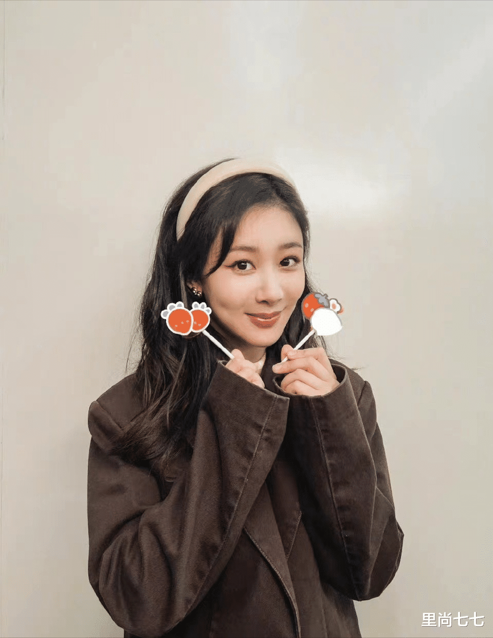 杨紫 杨紫30岁气质变化好大!换新发型撞脸张钧甯,打扮都有质感了