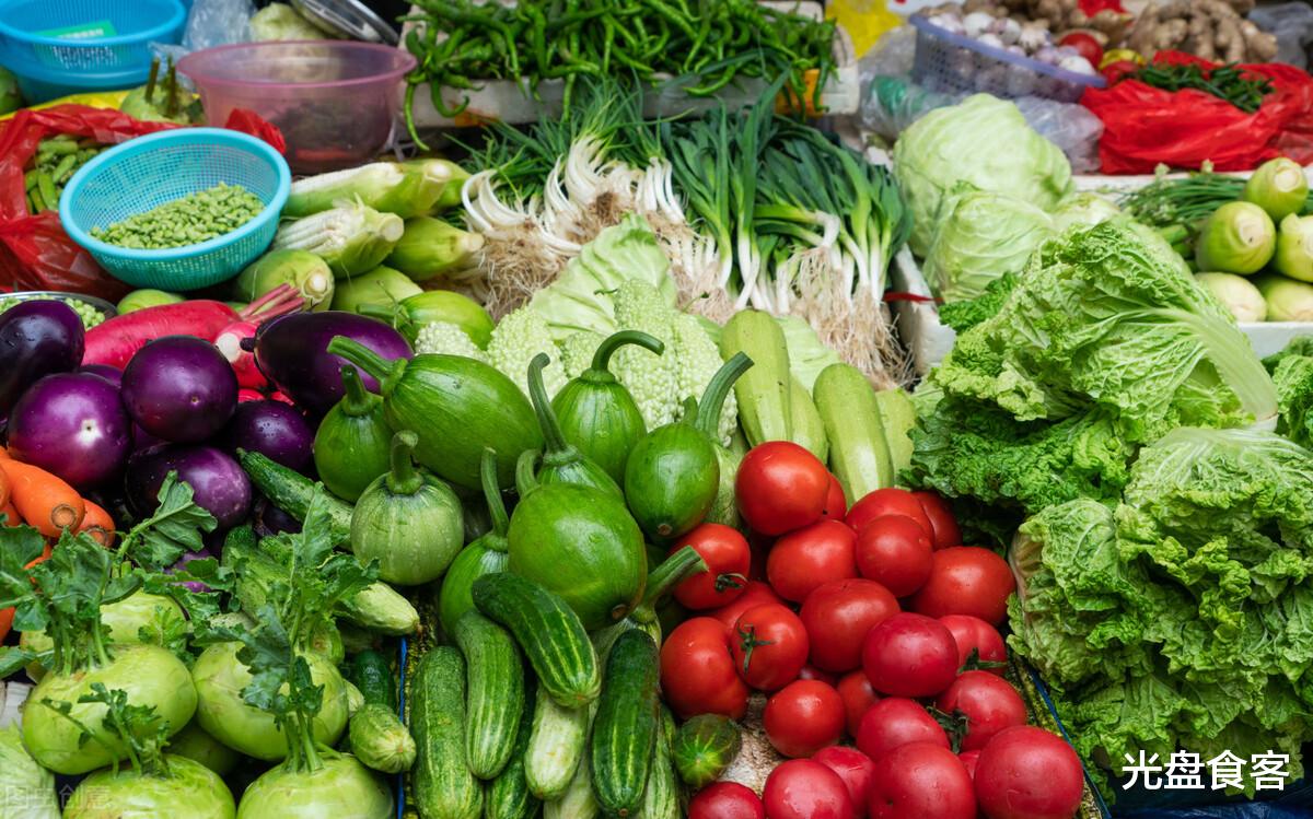 感冒|夏天宁可不吃肉,也要吃这5种“冠军”蔬菜,补足营养,提高智力