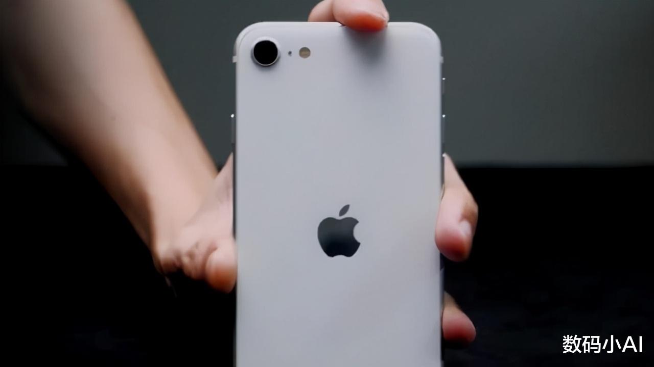 iPhoneSE|?iPhone SE3价格掉到两千档，4个理由说服我入手
