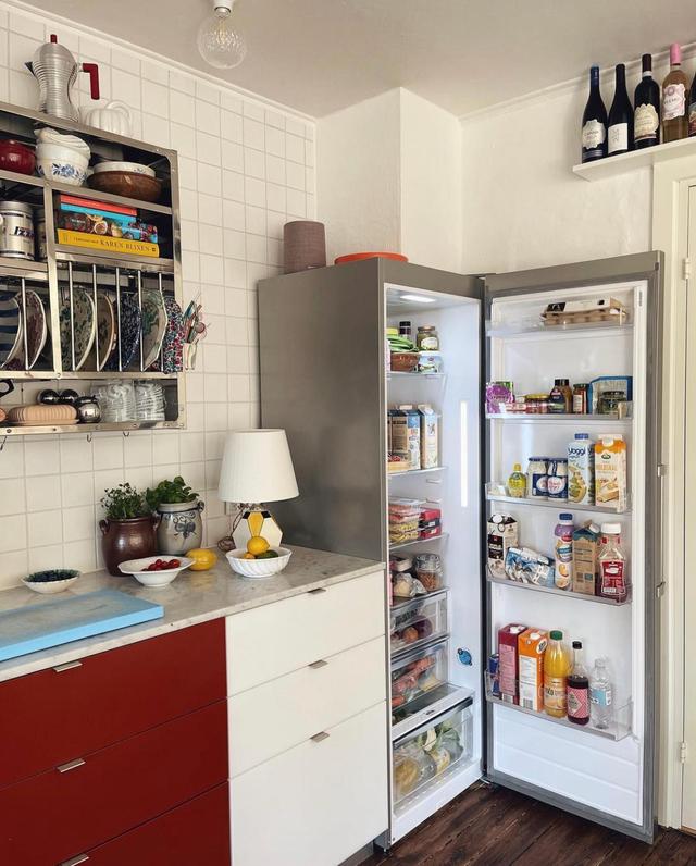 看到丹麦女主的家，精心布置，色彩运用得如此美，内心被击中