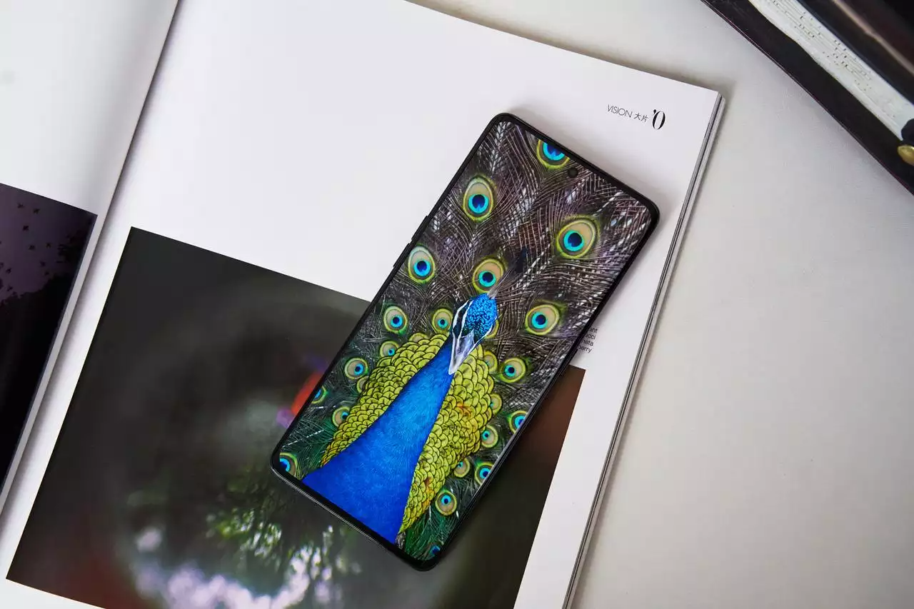 小米科技|OPPO A1 Pro屏幕体验获认可，1799起售成2K价位超值之选