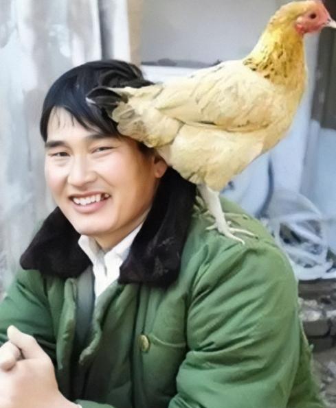 朱之文|大衣哥投资800W办服装厂，朱小伟担任厂长，欲请亚男帮忙直播