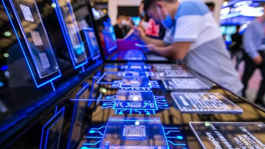 红米手机|芯片能容纳几百亿个晶体管,如果坏掉几个还能用吗?