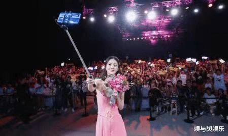 赵丽颖|赵丽颖：最想嫁的人不是冯绍峰，也不是陈伟霆，而是最亲近的人！