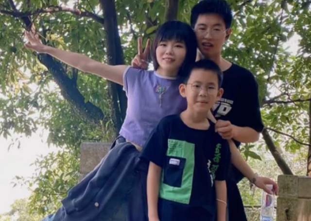 声控|孙海洋晒玩滑板视频，苦练滑板提升技术，孙妈调侃要准备声控滑板