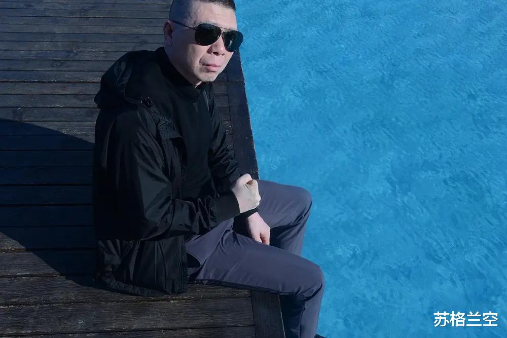 冯小刚|冯小刚的下场,给很多想靠“小鲜肉”赚钱的明星和导演提了个醒